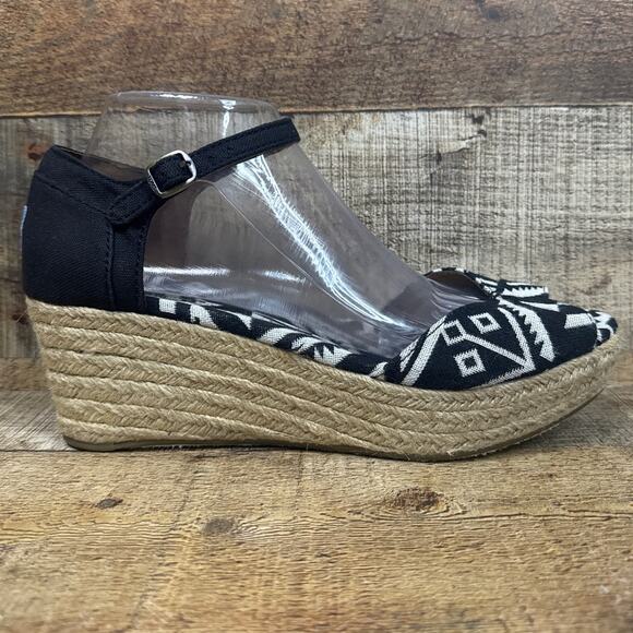 New Toms Espadrille Wedge Sandals Black White Aztec Tribal Size 9 - Picture 6 of 9